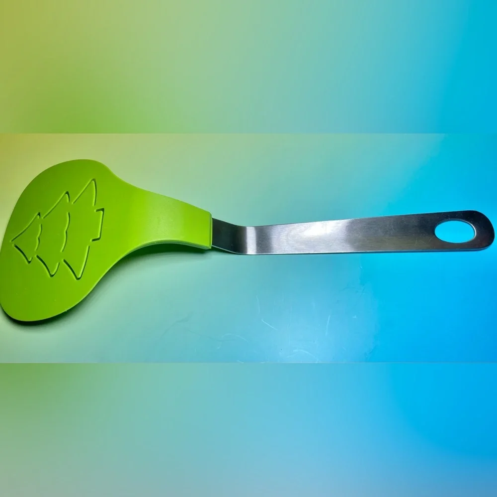 Green Christmas Tree‎ Pancake Cookie Spatula w/ Christmas tree design
